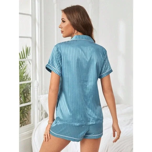 White 2 piece pajama set: Striped Satin shirt and shorts pj Set 💙 - Picture 7 of 11